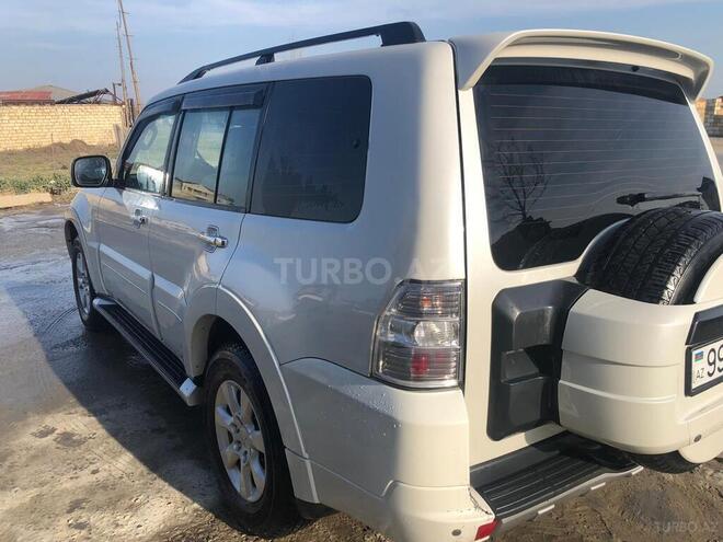 Mitsubishi Pajero 2011, 317,057 km - 3.5 l - Bakı