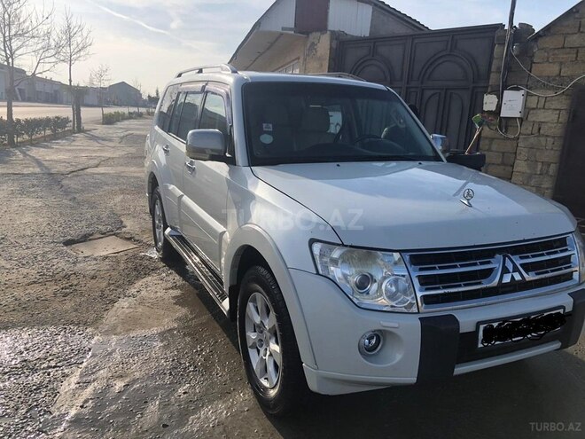 Mitsubishi Pajero 2011, 317,057 km - 3.5 l - Bakı