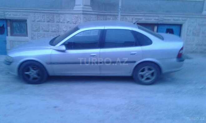 Opel Vectra 1997, 250,000 km - 1.8 л - Bakı