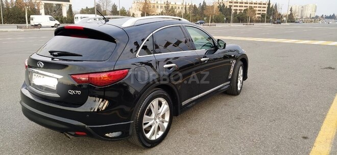 Infiniti QX70 2013, 111,000 km - 3.7 l - Gəncə