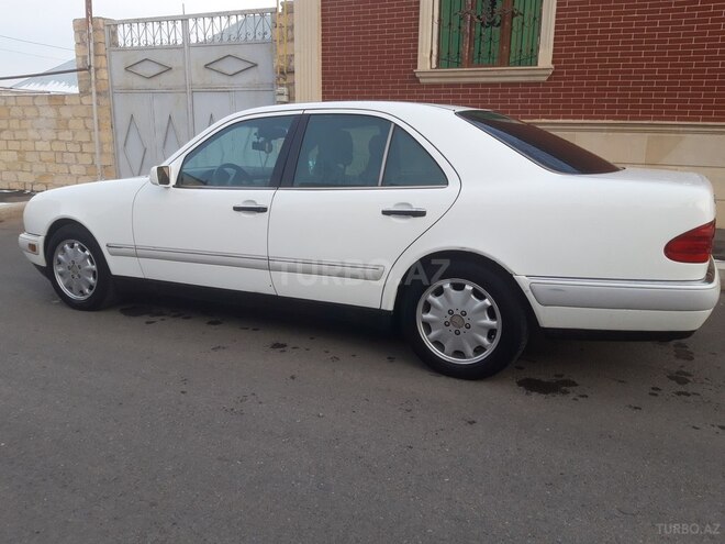 Mercedes E 320 1997, 265,235 km - 3.2 l - Gəncə