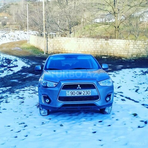 Mitsubishi ASX 2013, 150,000 km - 0.2 л - Yardımlı