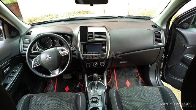 Mitsubishi ASX 2013, 150,000 km - 0.2 л - Yardımlı