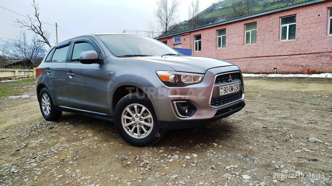 Mitsubishi ASX 2013, 150,000 km - 0.2 л - Yardımlı