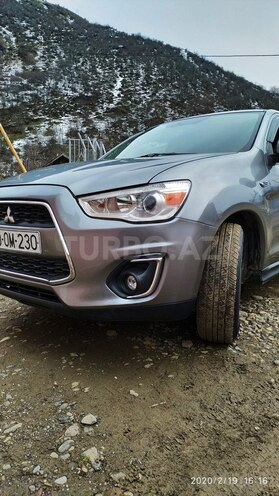 Mitsubishi ASX 2013, 150,000 km - 0.2 л - Yardımlı