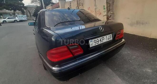 Mercedes E 230 1996, 300,000 km - 2.3 л - Bakı