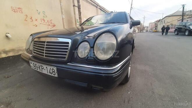 Mercedes E 230 1996, 300,000 km - 2.3 л - Bakı