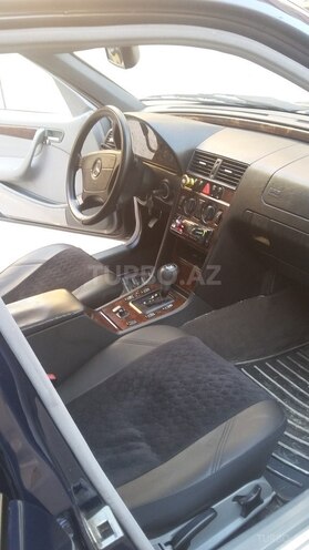 Mercedes C 200 2000, 165,000 km - 2.0 l - Bakı