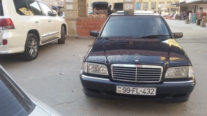 Mercedes C 200 2000, 165,000 km - 2.0 l - Bakı