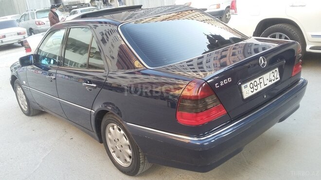 Mercedes C 200 2000, 165,000 km - 2.0 l - Bakı