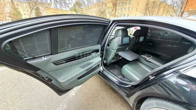 BMW 750 2011, 118,000 km - 4.4 л - Bakı