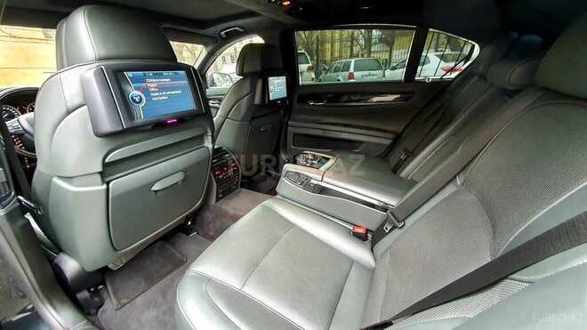 BMW 750 2011, 118,000 km - 4.4 л - Bakı
