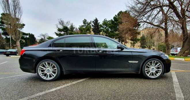 BMW 750 2011, 118,000 km - 4.4 л - Bakı