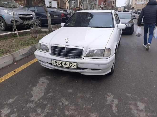 Mercedes C 220 1998, 384,000 km - 2.2 l - Bakı