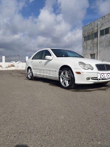 Mercedes C 240 2002, 250,000 km - 2.4 l - Bakı