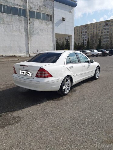 Mercedes C 240 2002, 250,000 km - 2.4 l - Bakı