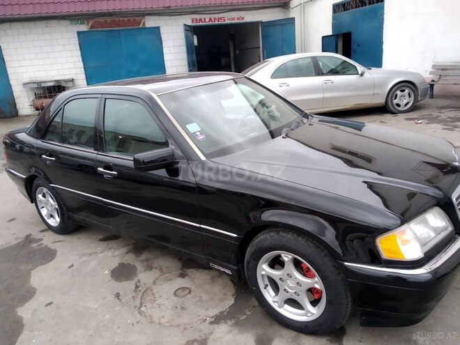 Mercedes C 230 1998, 269,900 km - 2.3 l - Bakı