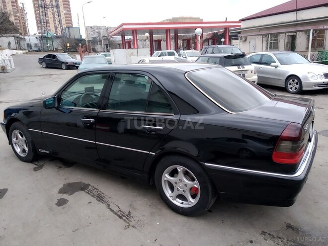 Mercedes C 230 1998, 269,900 km - 2.3 l - Bakı