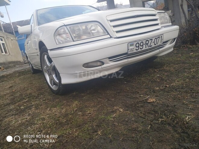 Mercedes C 240 1998, 261,000 km - 2.4 l - Bakı