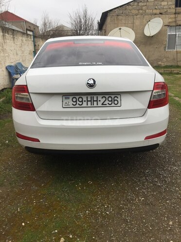 Skoda Octavia 2013, 565,000 km - 1.2 l - Bakı