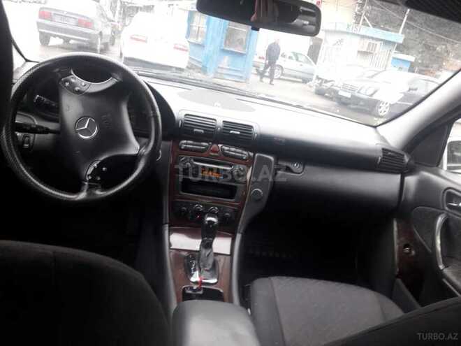 Mercedes C 220 2000, 209,480 km - 2.2 l - Bakı