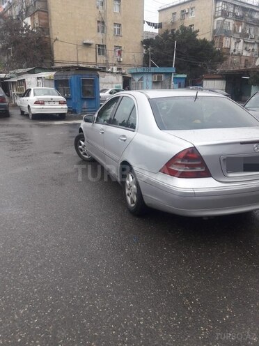 Mercedes C 220 2000, 209,480 km - 2.2 l - Bakı
