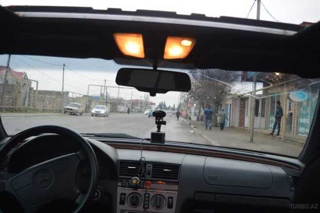 Mercedes C 180 1994, 150,000 km - 1.8 л - Bakı