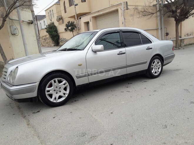 Mercedes E 230 1996, 366,655 km - 2.3 l - Bakı
