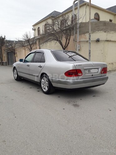 Mercedes E 230 1996, 366,655 km - 2.3 l - Bakı