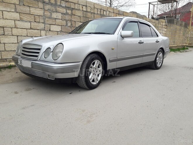 Mercedes E 230 1996, 366,655 km - 2.3 l - Bakı
