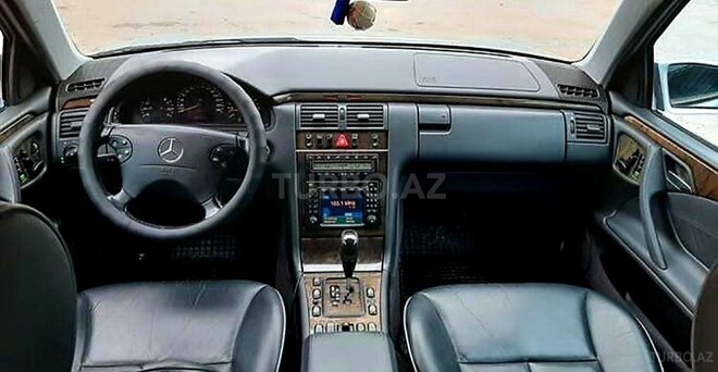 Mercedes E 240 2000, 314,000 km - 2.6 л - Bakı