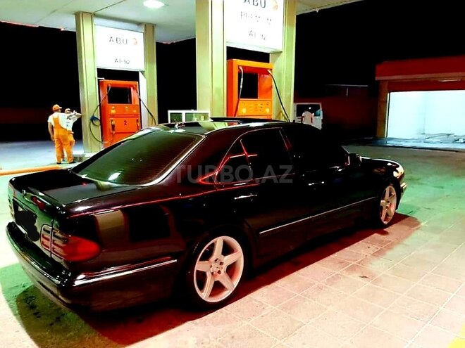 Mercedes E 240 2000, 314,000 km - 2.6 л - Bakı