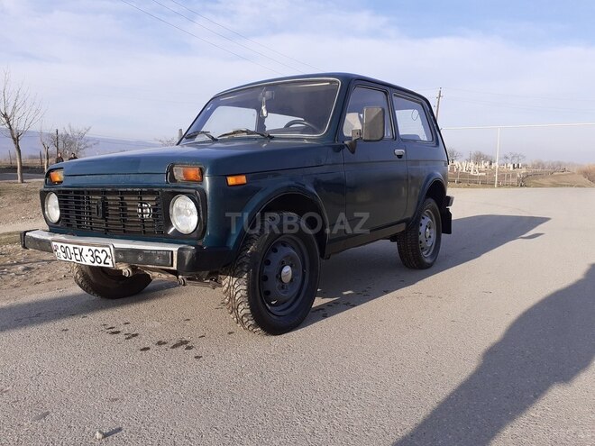 LADA (VAZ) Niva 2002, 21,000 km - 1.7 l - Qusar