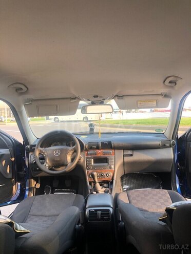 Mercedes C 220 2006, 281,000 km - 2.2 l - Bakı