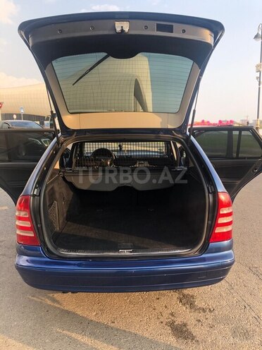 Mercedes C 220 2006, 281,000 km - 2.2 l - Bakı