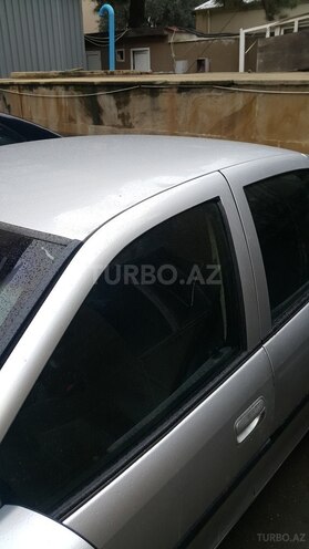 Opel Vectra 1996, 200,000 km - 2.0 l - Bakı