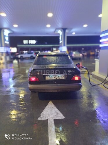 Mercedes E 220 1995, 400,000 km - 0.2 л - Bakı