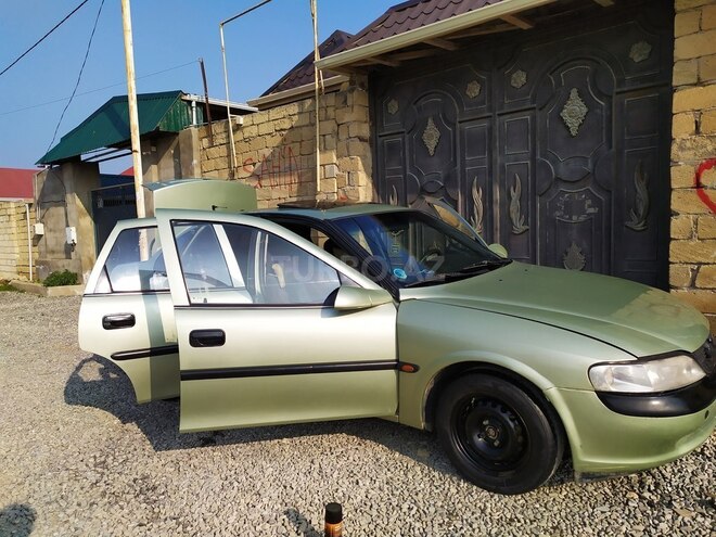 Opel Vectra 1995, 355,500 km - 1.8 l - Sumqayıt