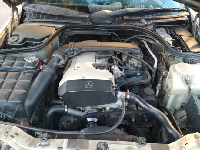 Mercedes C 200 2000, 251,950 km - 2.0 l - Bakı