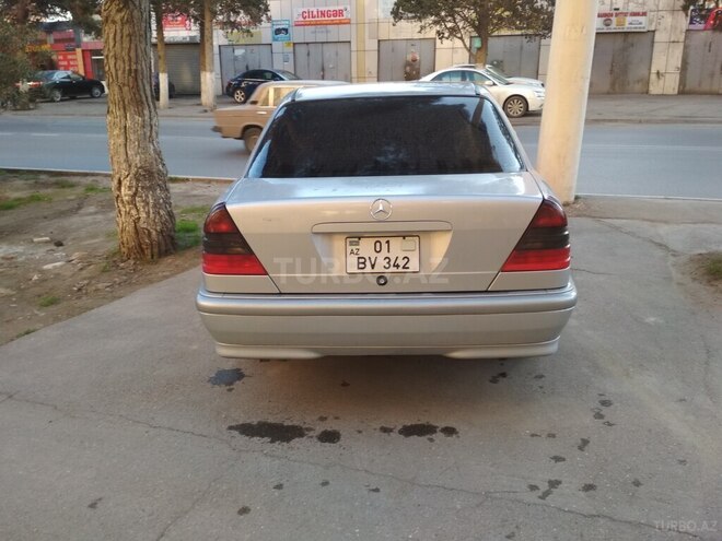 Mercedes C 200 2000, 251,950 km - 2.0 l - Bakı