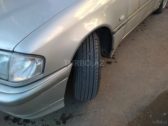 Mercedes C 200 2000, 251,950 km - 2.0 l - Bakı