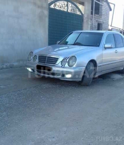 Mercedes E 200 2001, 361,000 km - 2.0 l - Bakı