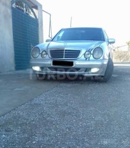 Mercedes E 200 2001, 361,000 km - 2.0 l - Bakı