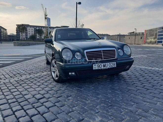 Mercedes E 240 1998, 202,231 km - 2.4 l - Bakı