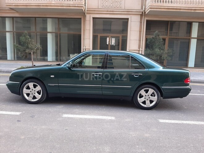 Mercedes E 240 1998, 202,231 km - 2.4 l - Bakı