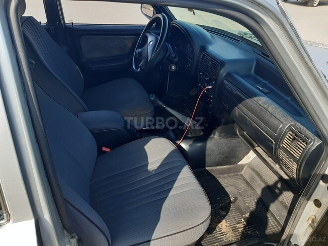 GAZ 3110 2004, 120,852 km - 2.3 l - Sabirabad