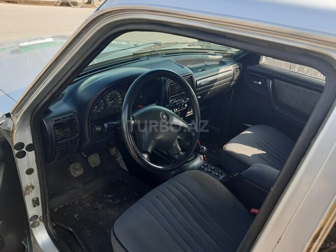 GAZ 3110 2004, 120,852 km - 2.3 l - Sabirabad