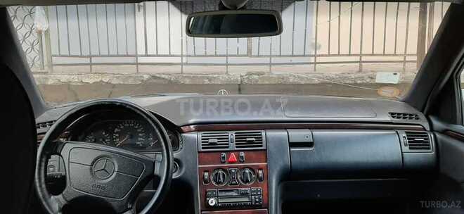 Mercedes E 290 1997, 478,000 km - 2.9 l - Bakı
