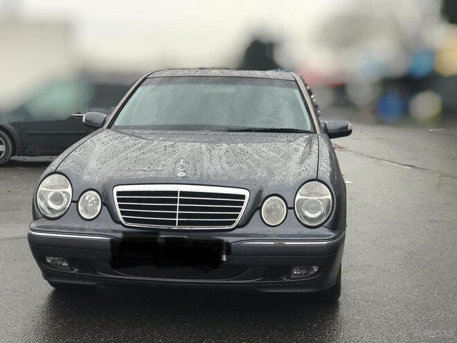 Mercedes E 220 1999, 341,000 km - 2.2 л - Bakı