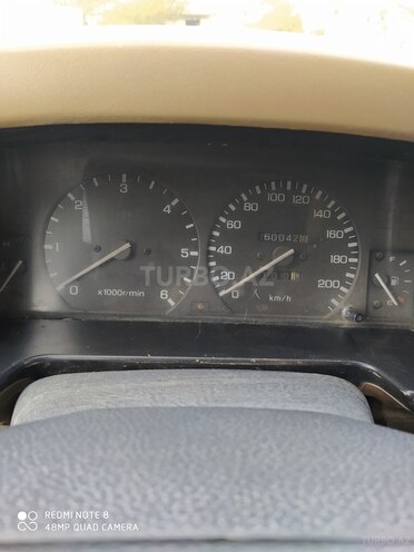 Land Rover Discovery 1996, 260,000 km - 2.5 л - Bakı